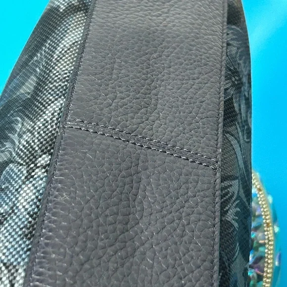 Coach Charles Blue Floral Hawaiian Messenger Bag Approx. 13 x11x3 F59301 - Picture 12 of 17